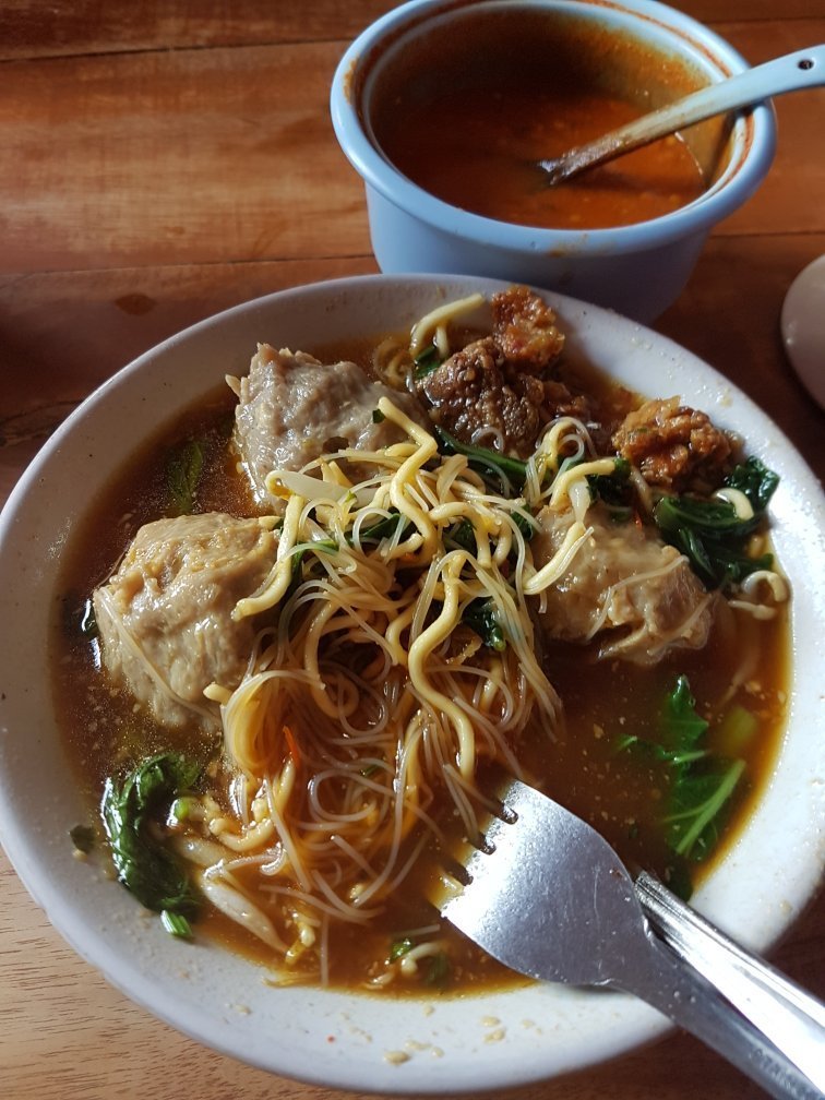 Bakso Seuseupan